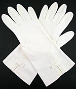 10824 Vintage White Dress Gloves